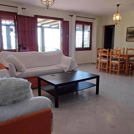 Encantador Cortijo Con Piscina Privada Y Vista Al Mar *