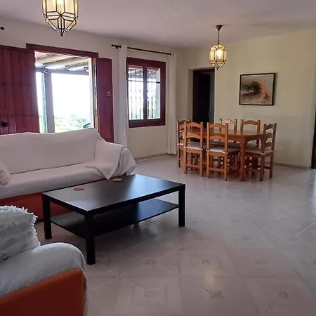 Villa Encantador Cortijo Con Piscina Privada Y Vista Al Mar