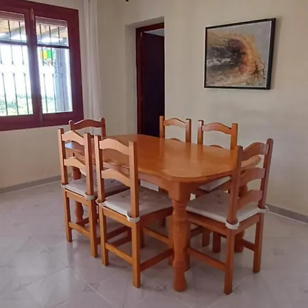 Encantador Cortijo Con Piscina Privada Y Vista Al Mar Villa