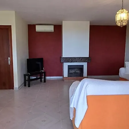 Encantador Cortijo Con Piscina Privada Y Vista Al Mar Villa