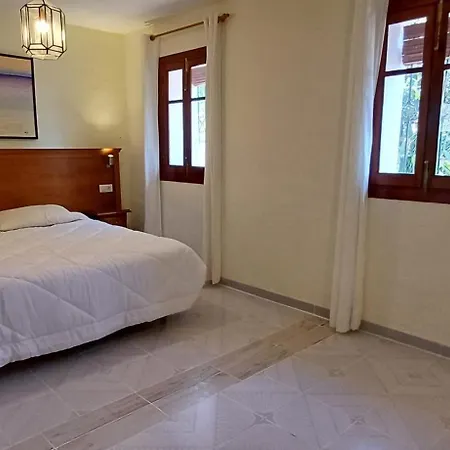 Villa Encantador Cortijo Con Piscina Privada Y Vista Al Mar *